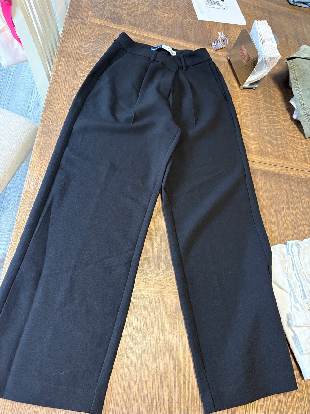 Old Navy Black Pleated Wide-Leg Dress Pants